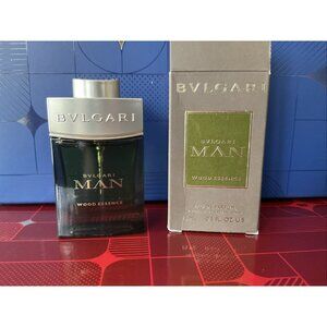 Bvlgari Man Wood Essence Eau de Toilette Large Travel Spray 15 ml .5 oz NIB